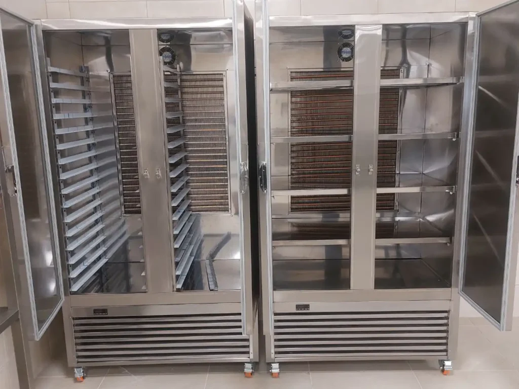 Refrigerated cabinets